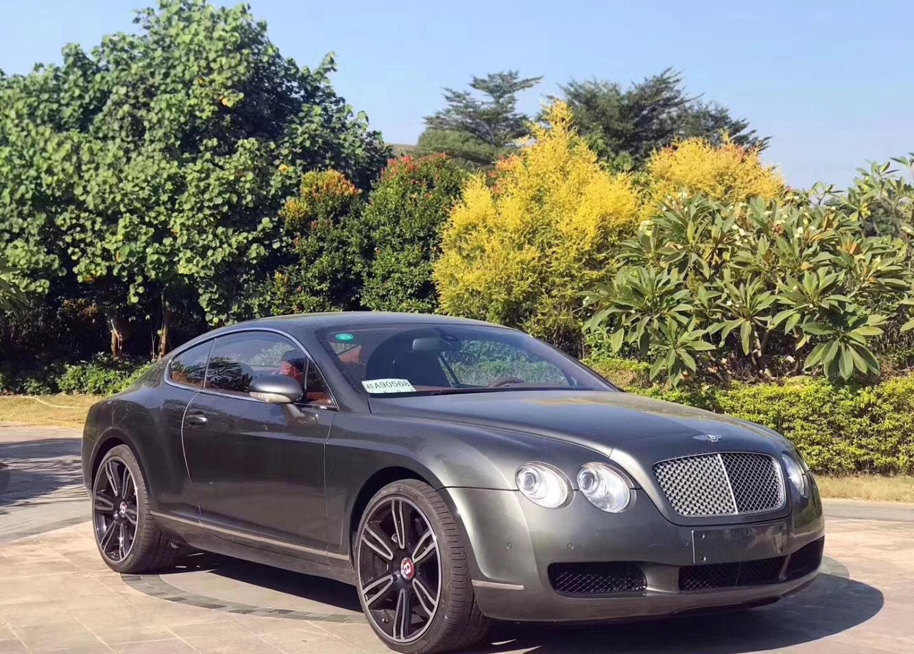 {籃球NBA投注}(宾利30万左右的款式)