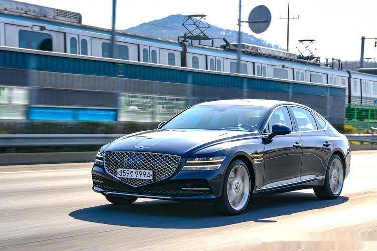 {足球投注}(捷尼斯汽车价格)